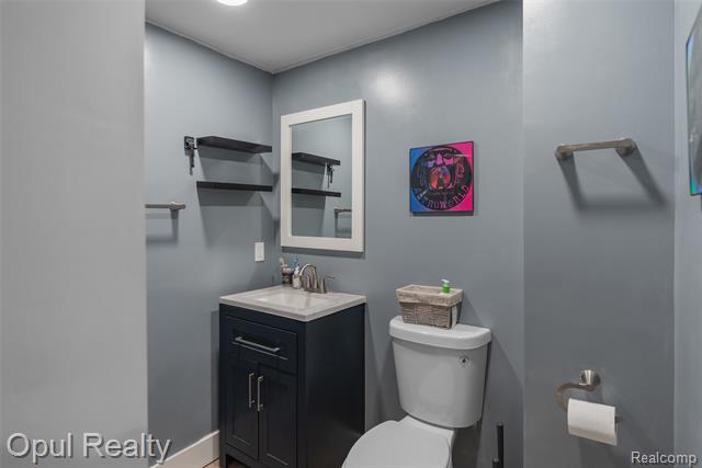 Builiding view forty three for 22416 Heathersett Cres, Farmington, MI. 48335