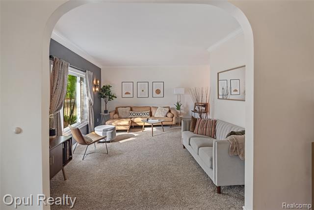 Builiding view four for 22416 Heathersett Cres, Farmington, MI. 48335