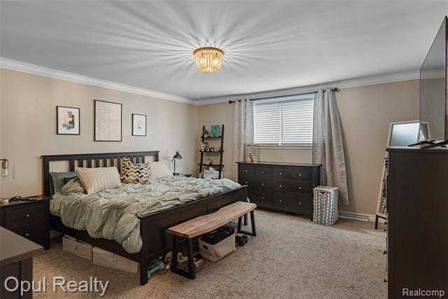 Builiding view twenty six for 22416 Heathersett Cres, Farmington, MI. 48335