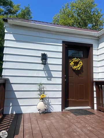 Builiding view one for 6928 Lapeer, North Street, MI. 48049