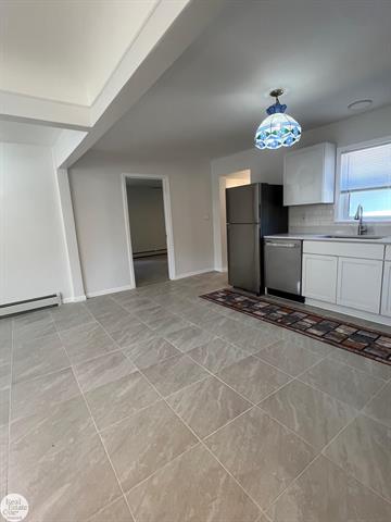 Builiding view seventeen for 6928 Lapeer, North Street, MI. 48049