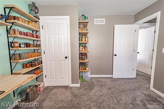 Builiding view eight for 1733 Whipple, Port Huron, MI. 48060