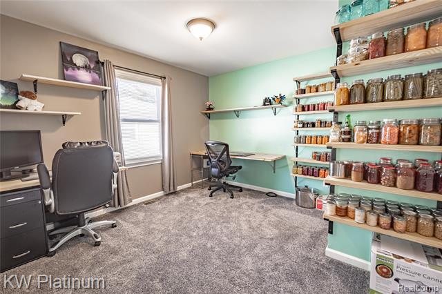 Builiding view nine for 1733 Whipple, Port Huron, MI. 48060