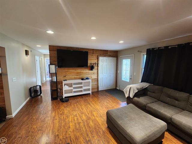 Builiding view ten for 2919 Eastland, Port Huron, MI. 48060