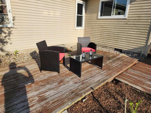 Builiding view twenty four for 2919 Eastland, Port Huron, MI. 48060
