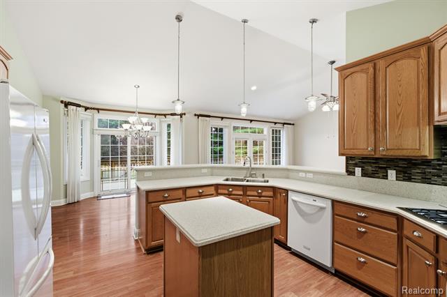 Builiding view eight for 7669 Rynn, Avoca, MI. 48006