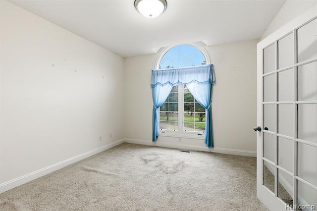 Builiding view eighteen for 7669 Rynn, Avoca, MI. 48006