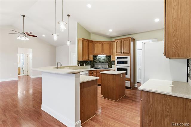 Builiding view seven for 7669 Rynn, Avoca, MI. 48006