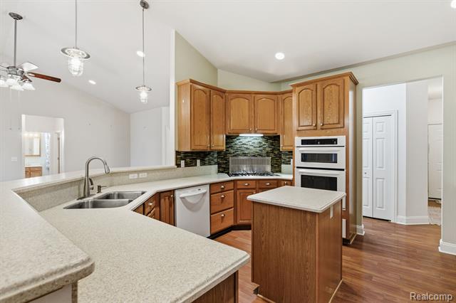 Builiding view ten for 7669 Rynn, Avoca, MI. 48006