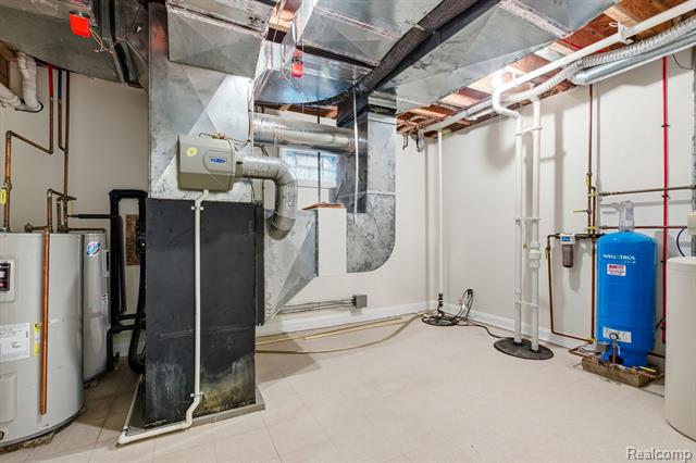 Builiding view thirty six for 7669 Rynn, Avoca, MI. 48006