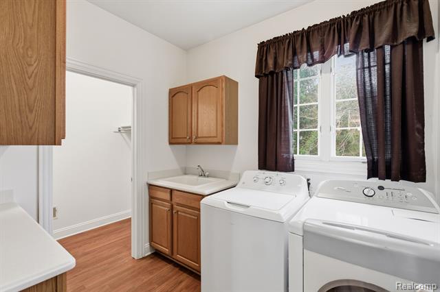 Builiding view twenty four for 7669 Rynn, Avoca, MI. 48006