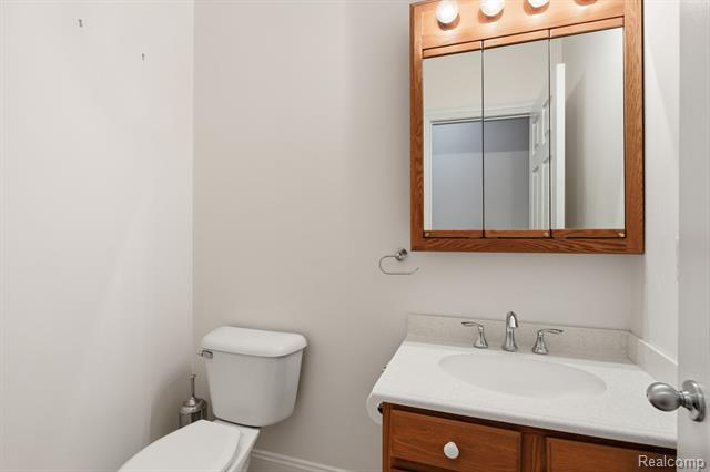 Builiding view twenty three for 7669 Rynn, Avoca, MI. 48006