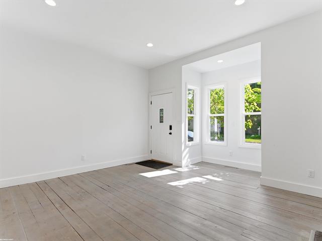 Builiding view five for 2519 Walnut, Port Huron, MI. 48060