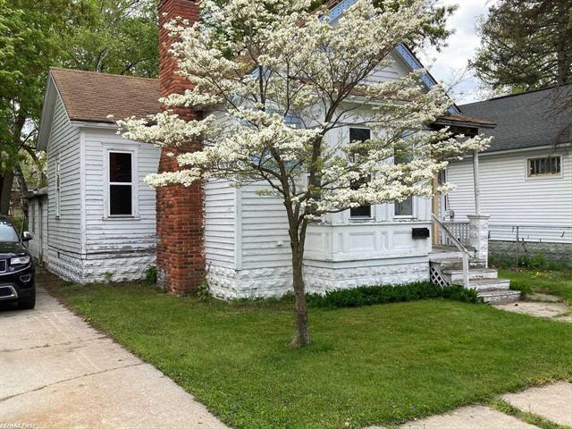Builiding view forty for 2519 Walnut, Port Huron, MI. 48060