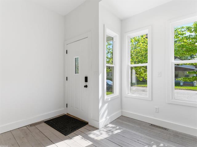 Builiding view six for 2519 Walnut, Port Huron, MI. 48060