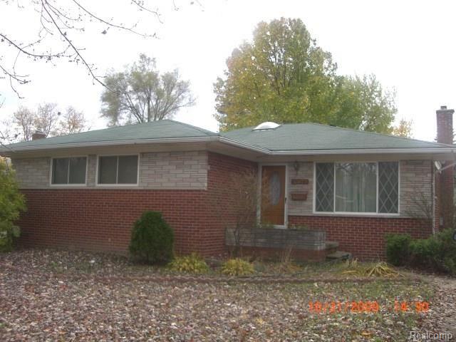 front view for 27677 Doreen Ave, Farmington, Mi. 48336