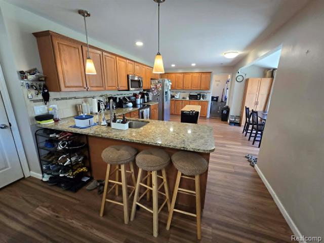 Builiding view twelve for 5279 Robinwood, North Street, MI. 48049