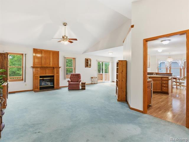 Builiding view five for 4305 Juniper, Port Huron, MI. 48060