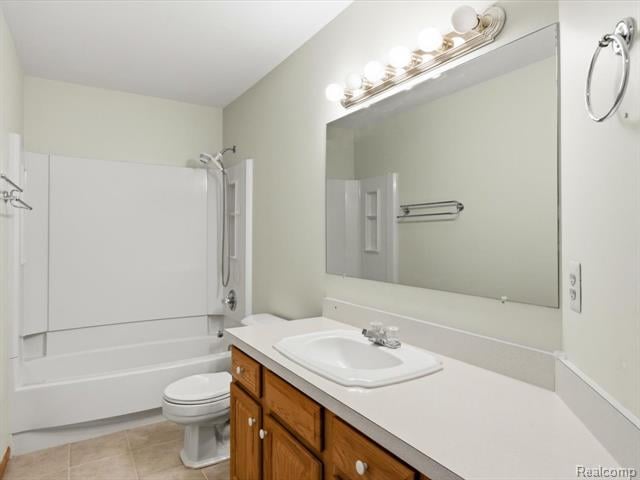 Builiding view twenty three for 4305 Juniper, Port Huron, MI. 48060