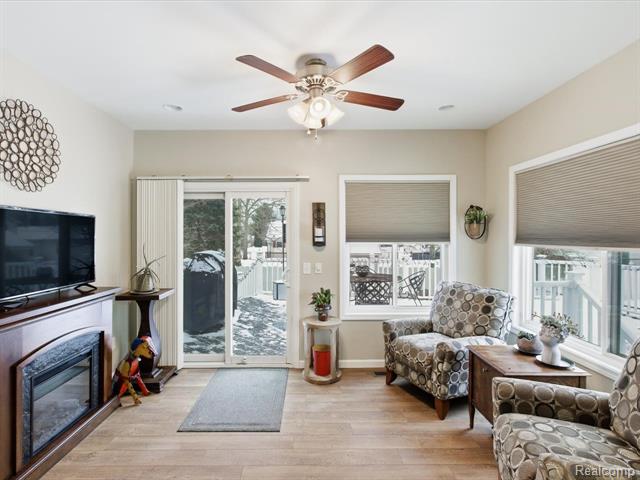 Builiding view eighteen for 3188 Fanone, Port Huron, MI. 48060