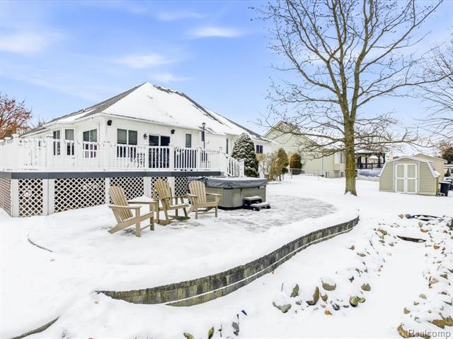 Builiding view four for 3188 Fanone, Port Huron, MI. 48060