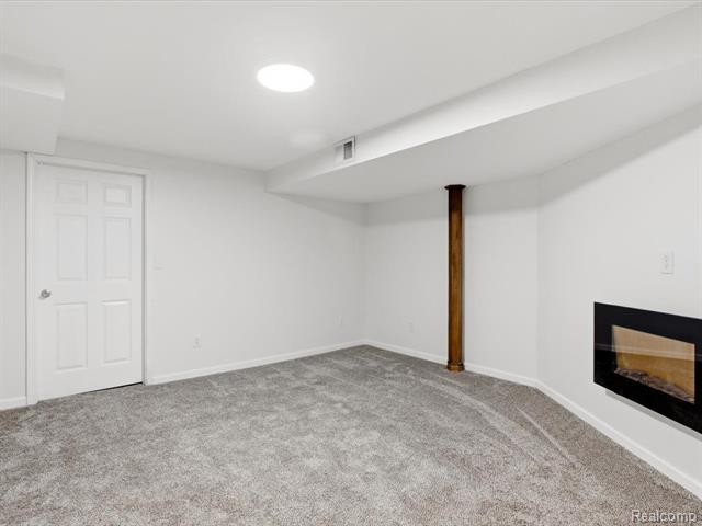 Builiding view thirty four for 3188 Fanone, Port Huron, MI. 48060