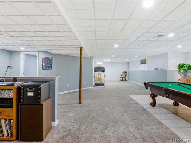 Builiding view thirty for 3188 Fanone, Port Huron, MI. 48060