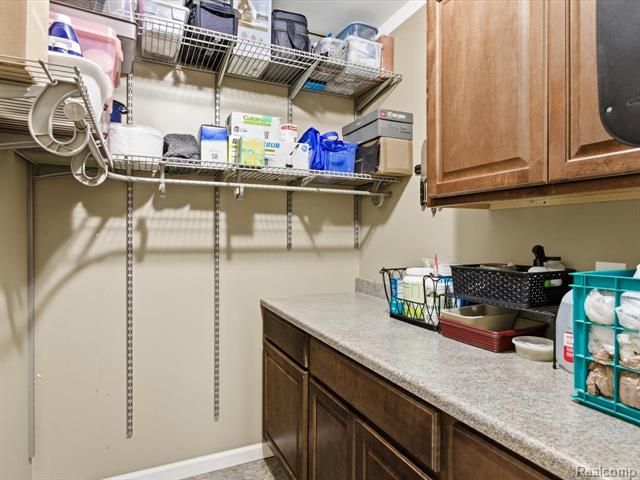 Builiding view twenty seven for 3188 Fanone, Port Huron, MI. 48060