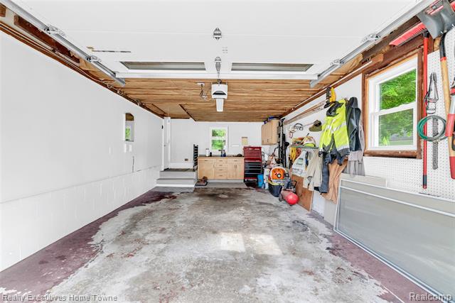 Builiding view thirty three for 2640 Huckleberry, Port Huron, MI. 48060
