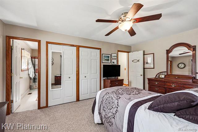 Builiding view fourteen for 2346 Riverwood, Port Huron, MI. 48060