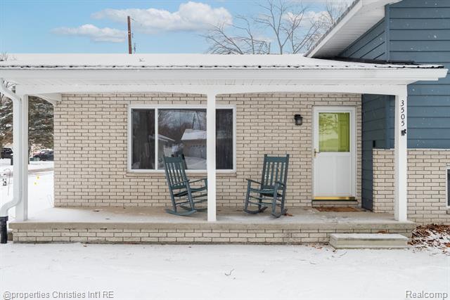 Builiding view five for 3505 Shenandoah, Port Huron, MI. 48060