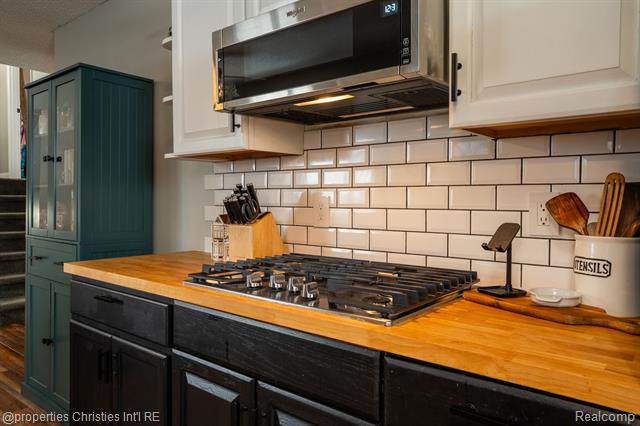 Builiding view seventeen for 3505 Shenandoah, Port Huron, MI. 48060