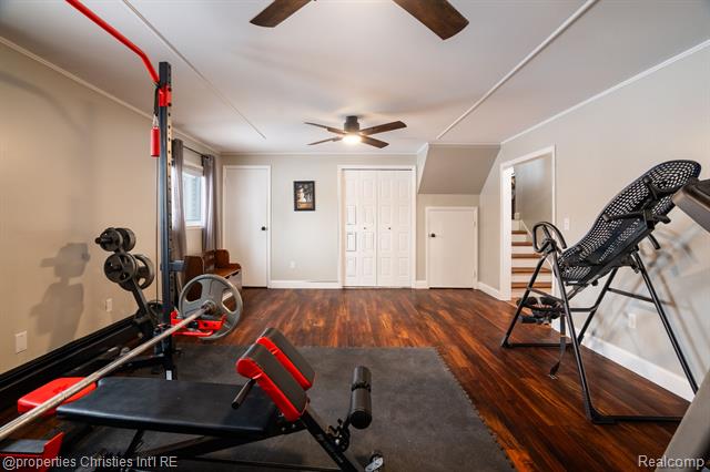 Builiding view thirty one for 3505 Shenandoah, Port Huron, MI. 48060