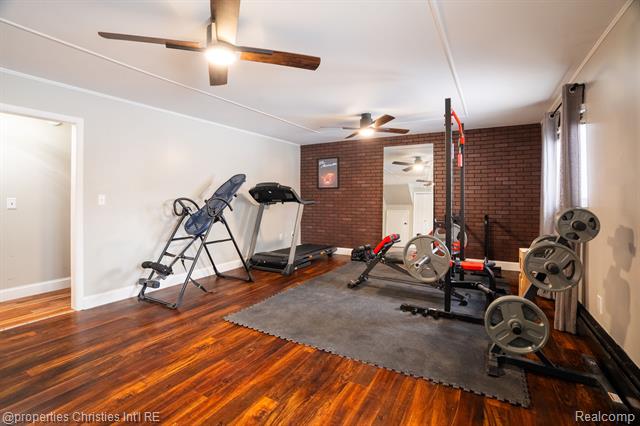 Builiding view thirty for 3505 Shenandoah, Port Huron, MI. 48060