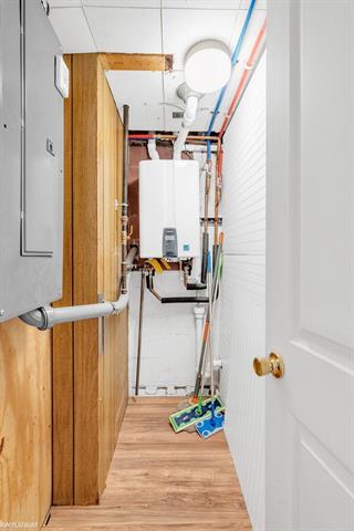 Builiding view thirty five for 3625 Angus, Fort Gratiot, MI. 48059