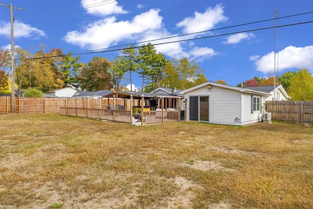 Builiding view thirty nine for 3625 Angus, Fort Gratiot, MI. 48059