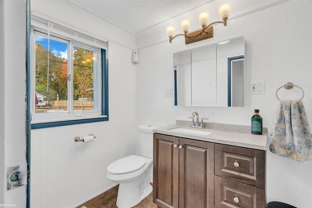 Builiding view twenty five for 3625 Angus, Fort Gratiot, MI. 48059