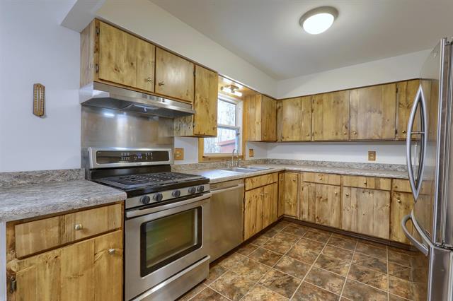 Builiding view thirty three for 7241 Bryce, North Street, MI. 48049