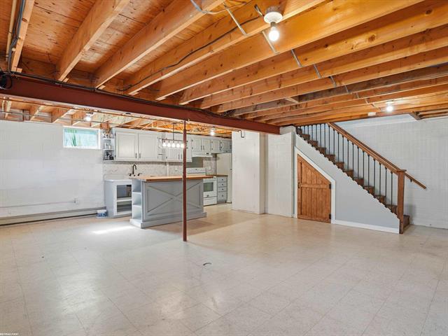 Builiding view forty four for 2929 18Th, Port Huron, MI. 48060