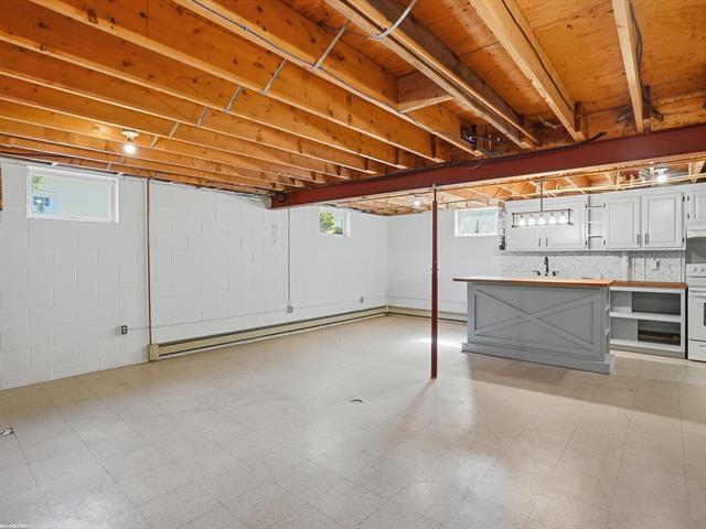 Builiding view forty six for 2929 18Th, Port Huron, MI. 48060