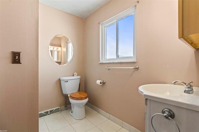 Builiding view sixteen for 4570 Atkins, North Street, MI. 48049