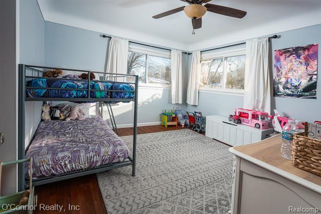 Builiding view fifteen for 3178 Oakwood, Port Huron, MI. 48060