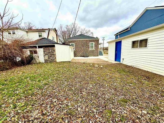 Builiding view fifty three for 39 W Elza, Hazel Park, MI. 48030