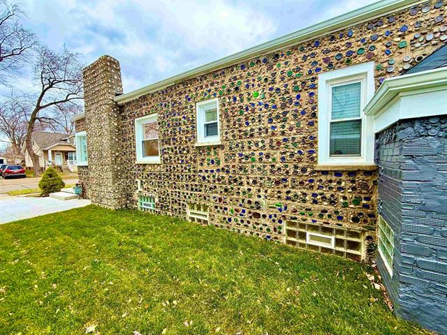 Builiding view four for 39 W Elza, Hazel Park, MI. 48030