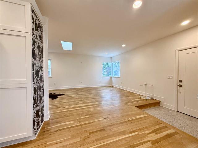 Builiding view nineteen for 39 W Elza, Hazel Park, MI. 48030