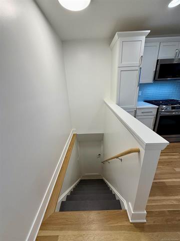 Builiding view seventeen for 39 W Elza, Hazel Park, MI. 48030