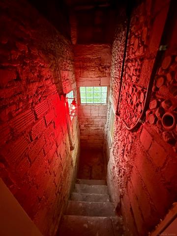 Builiding view thirty eight for 39 W Elza, Hazel Park, MI. 48030