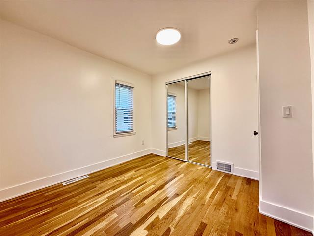 Builiding view thirty three for 39 W Elza, Hazel Park, MI. 48030