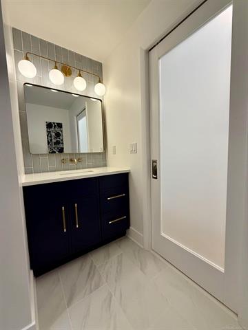 Builiding view twenty seven for 39 W Elza, Hazel Park, MI. 48030