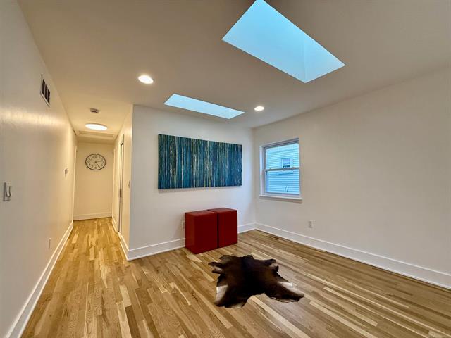 Builiding view twenty two for 39 W Elza, Hazel Park, MI. 48030